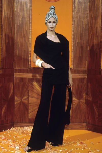 Look 2
